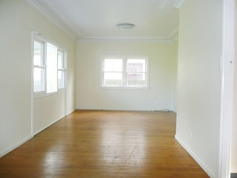 1 Warumbui Avenue, Miranda NSW 2228