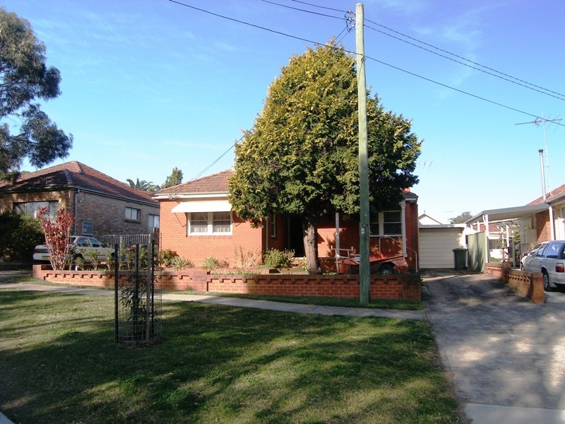 156 Acacia Rd Sth, Kirrawee NSW 2232