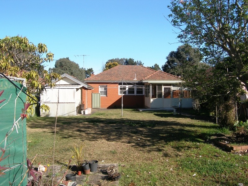 156 Acacia Rd Sth, Kirrawee NSW 2232