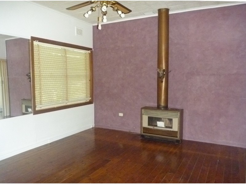 13 Kenneth Avenue, Kirrawee NSW 2232