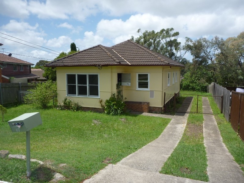 17  Moona Road, Kirrawee NSW 2232