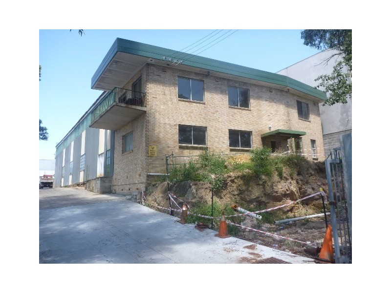 98 Bath Road, Kirrawee NSW 2232