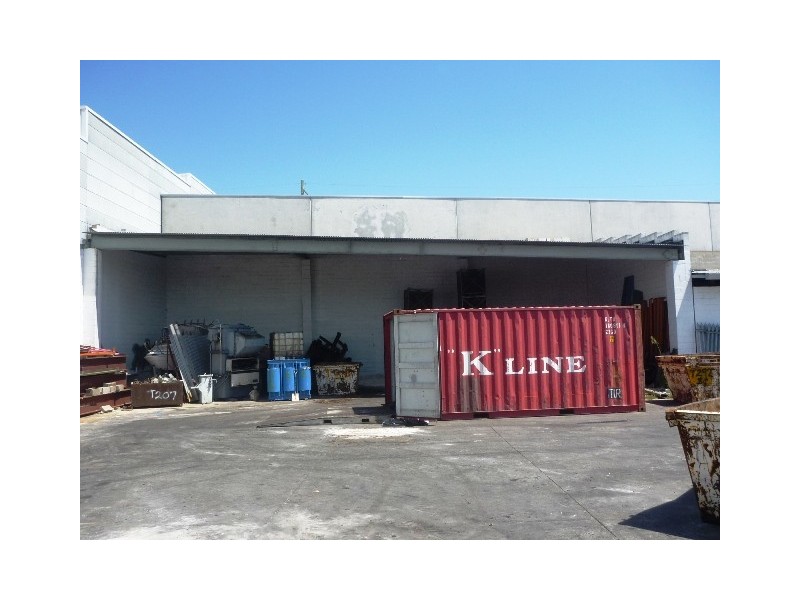 98 Bath Road, Kirrawee NSW 2232