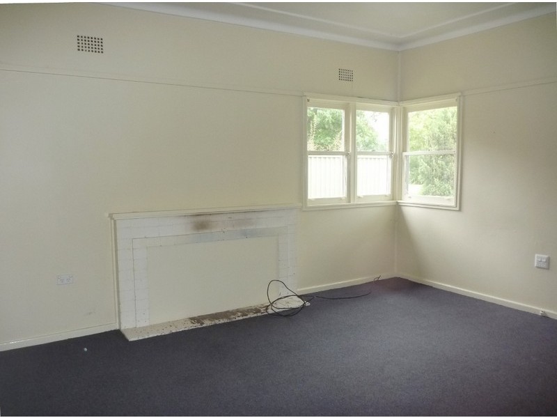 8 Crystal Street, Sylvania NSW 2224