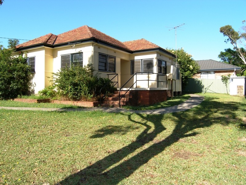 5 Vesta Street, Sutherland NSW 2232