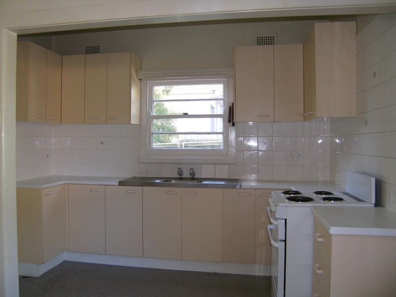 5 Vesta Street, Sutherland NSW 2232