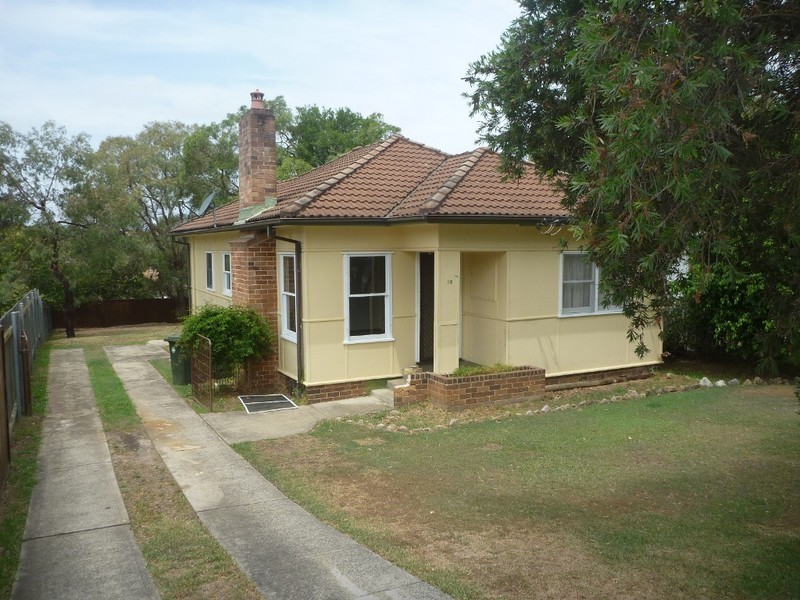 15 Moona Road, Kirrawee NSW 2232