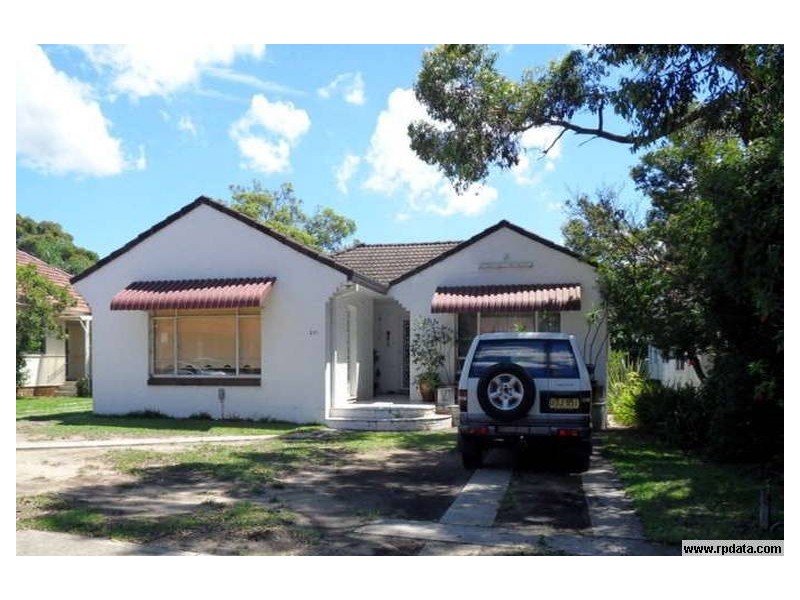 211 Willarong road, Caringbah NSW 2229