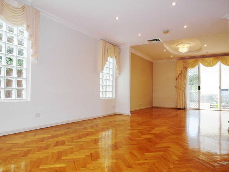 15 Wylmar Avenue, Burraneer NSW 2230