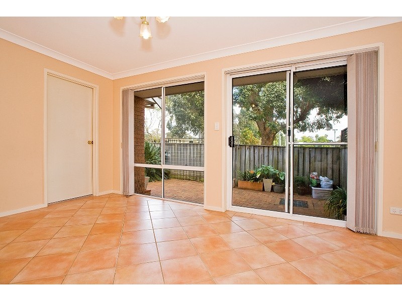 4/15 Kumbardang Avenue, Miranda NSW 2228