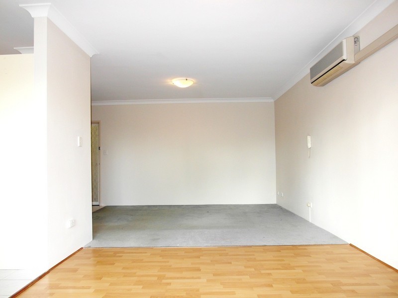 11/32  Urunga Parade, Miranda NSW 2228