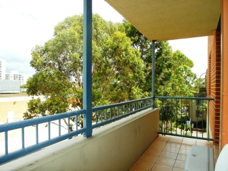 10/2-4 Central Road, Miranda NSW 2228