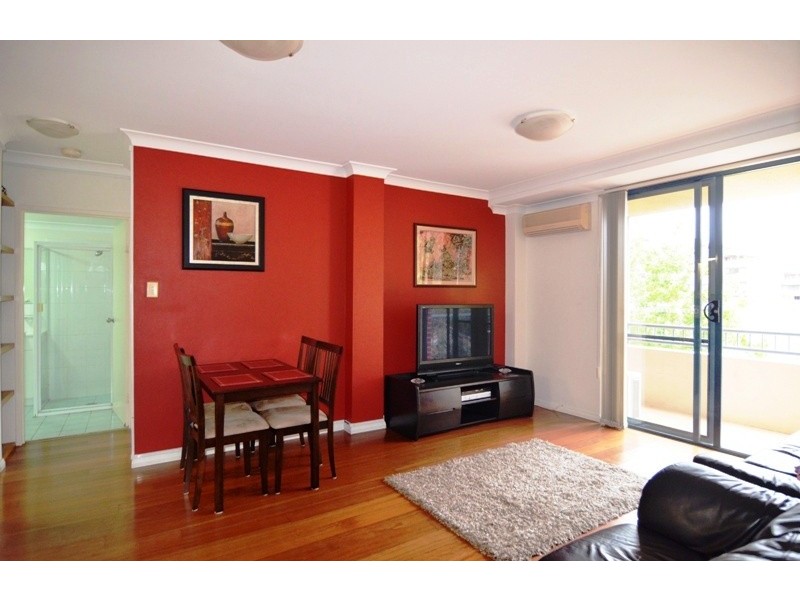 10/2-4 Central Road, Miranda NSW 2228