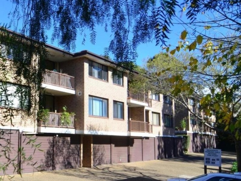 34/125 Oak Road, Kirrawee NSW 2232