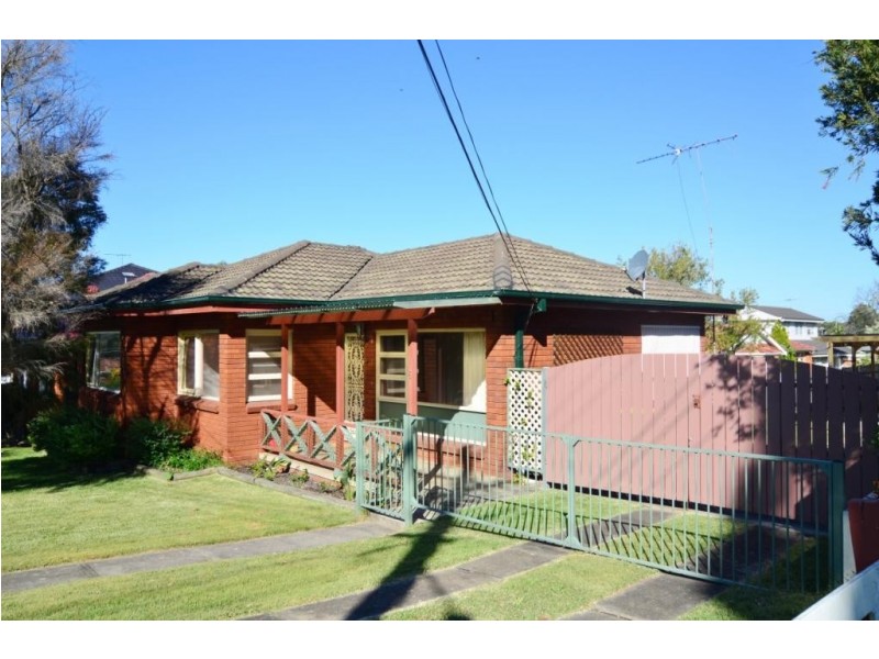 6 Warwick Street, Sylvania NSW 2224