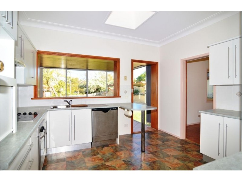 6 Warwick Street, Sylvania NSW 2224