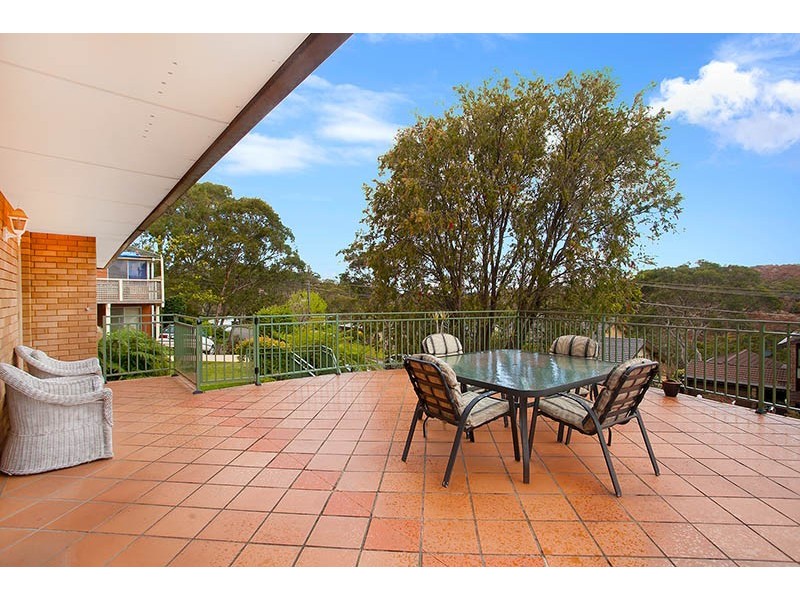 13 Meehan Place, Kirrawee NSW 2232
