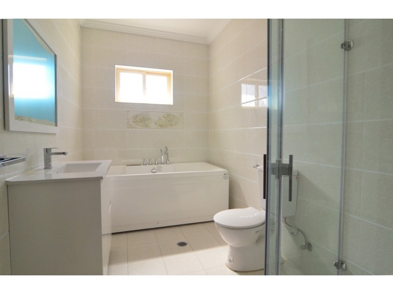 454 Port Hacking Rd South, Caringbah South NSW 2229