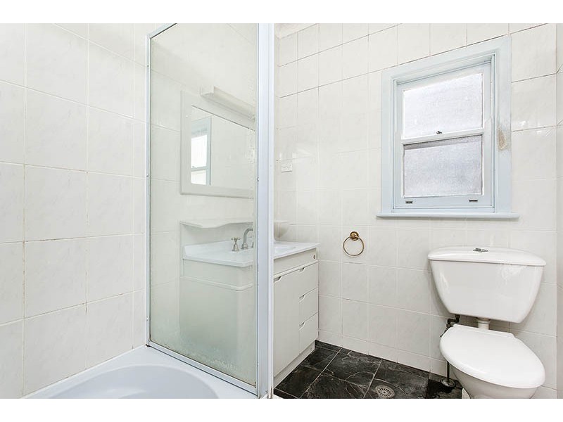 120 Woodlands Road, Taren Point NSW 2229