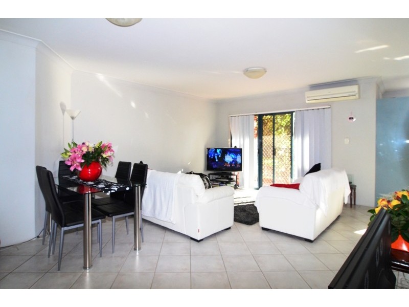11/12-14 Clubb Crescent, Miranda NSW 2228