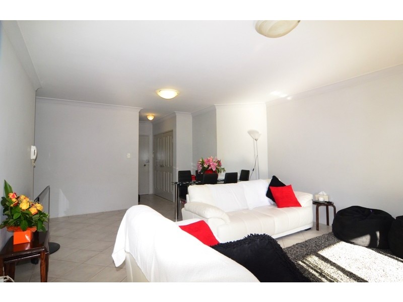 11/12-14 Clubb Crescent, Miranda NSW 2228