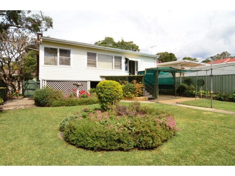221 President Avenue, Miranda NSW 2228