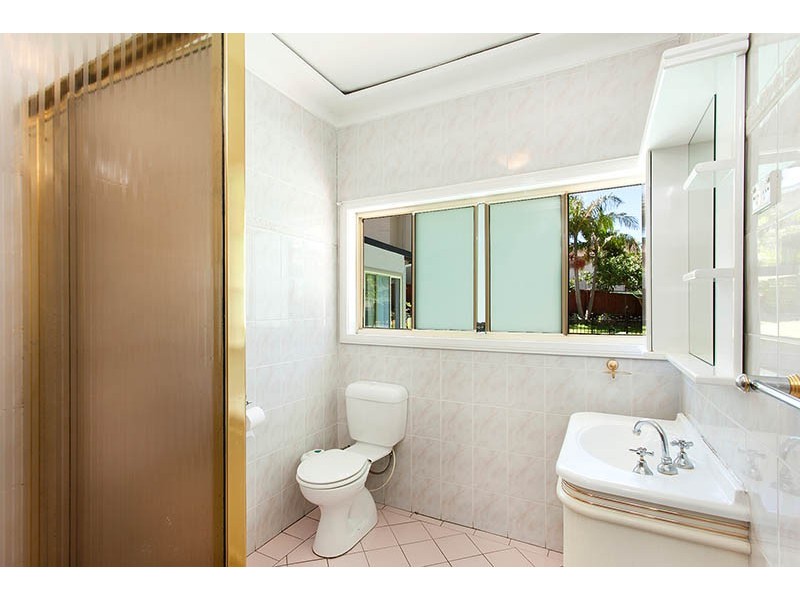 221 Princes Highway, Sylvania NSW 2224