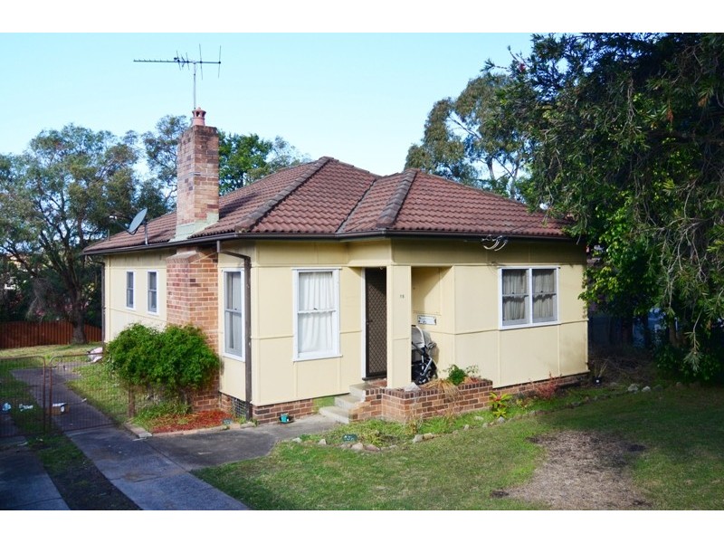 15 Moona Road, Kirrawee NSW 2232