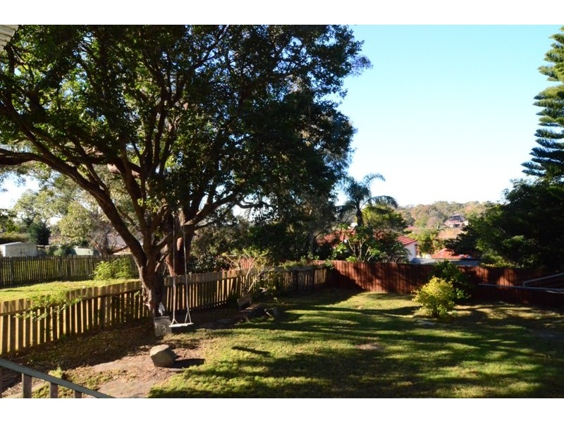 13 Moona Road, Kirrawee NSW 2232