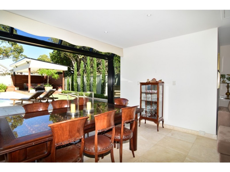 9 Belgrave Esplanade, Sylvania NSW 2224