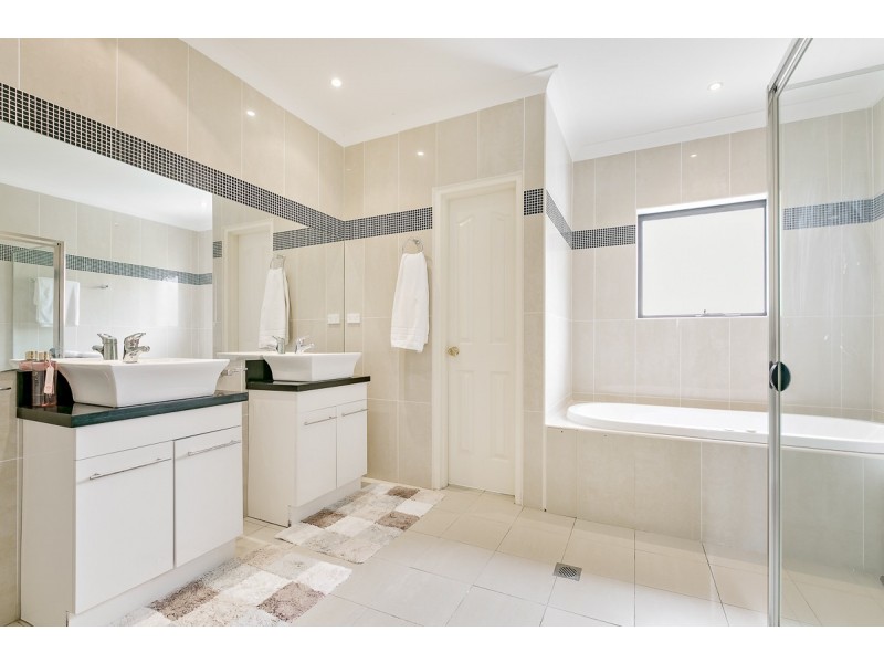 1 Othello St, Blakehurst NSW 2221