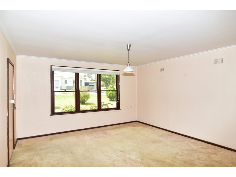 8 Spur Crescent, Loftus NSW 2232