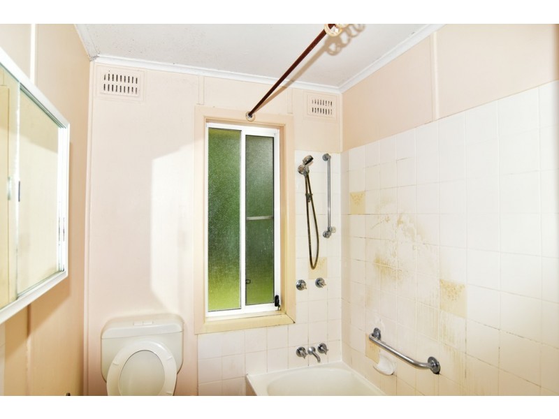 8 Spur Crescent, Loftus NSW 2232