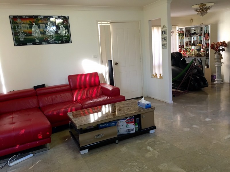 Fairfield East NSW 2165