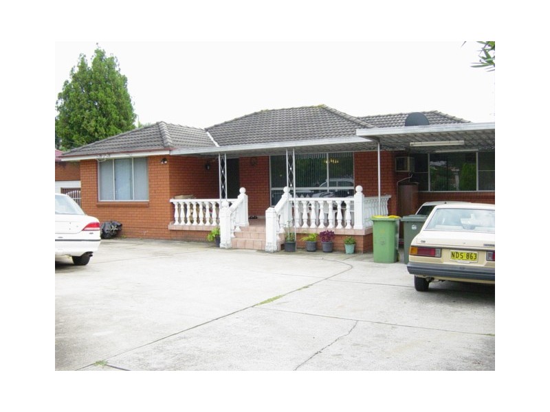 Fairfield West NSW 2165