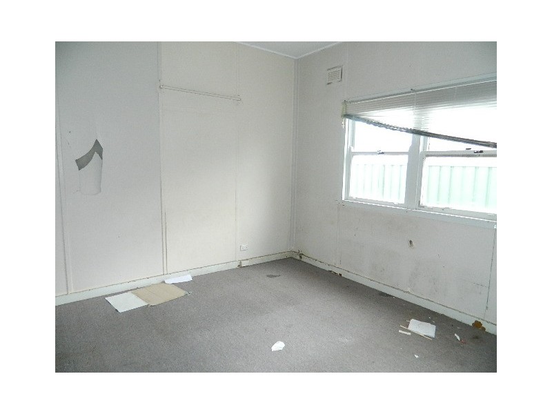 98 Campbell Street, Fairfield East NSW 2165