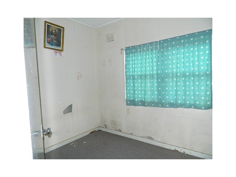 98 Campbell Street, Fairfield East NSW 2165