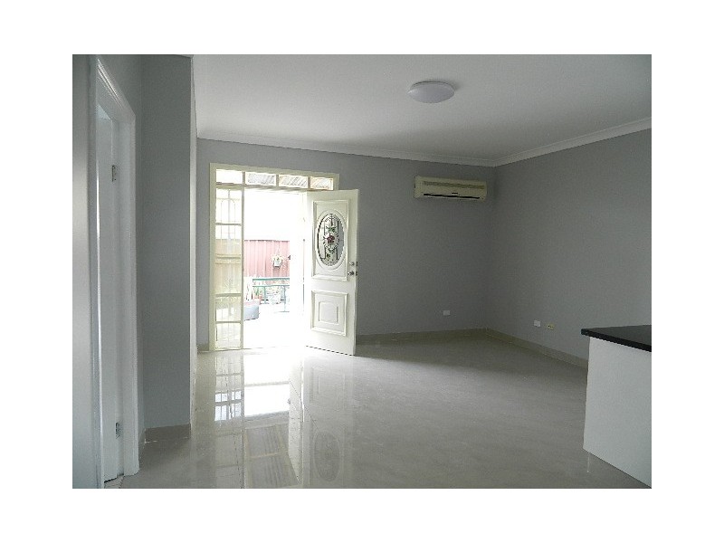 Fairfield West NSW 2165