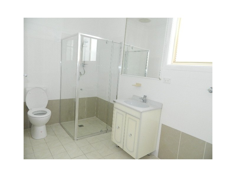 Fairfield West NSW 2165