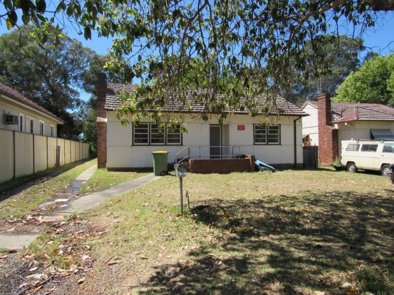 10 Latty Street, Fairfield NSW 2165