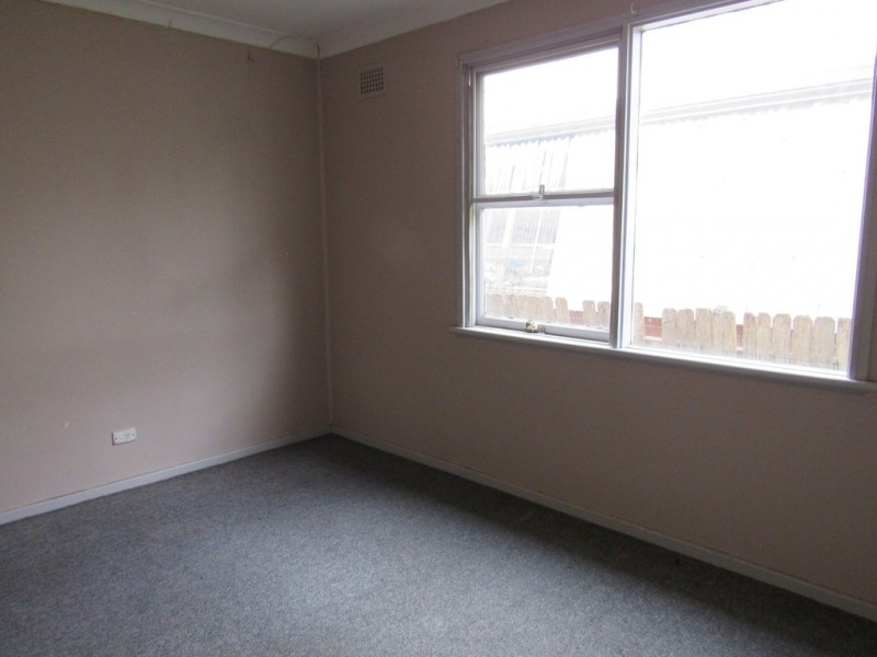 35 Patterson Crescent, Fairfield West NSW 2165