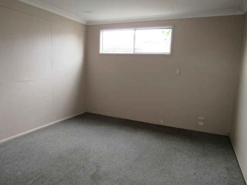 35 Patterson Crescent, Fairfield West NSW 2165