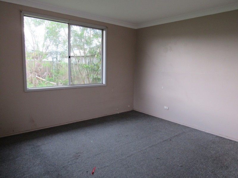 35 Patterson Crescent, Fairfield West NSW 2165