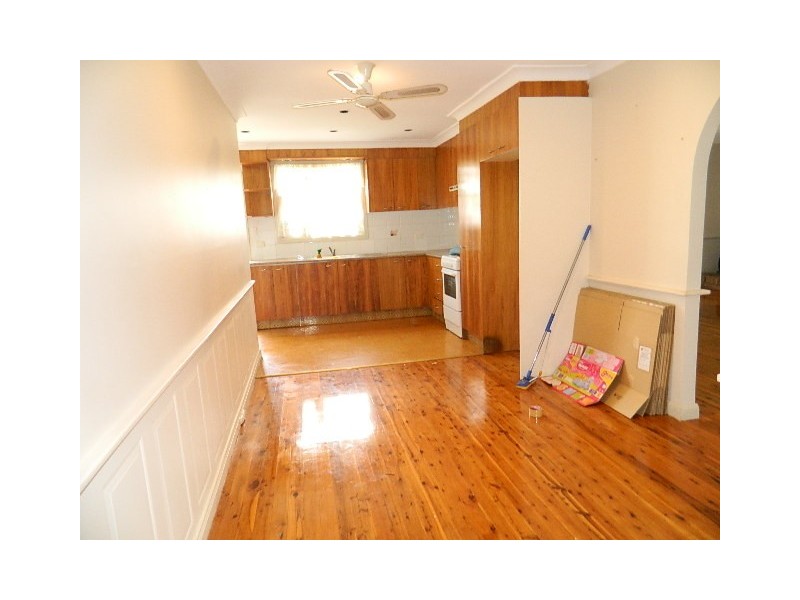 Fairfield West NSW 2165