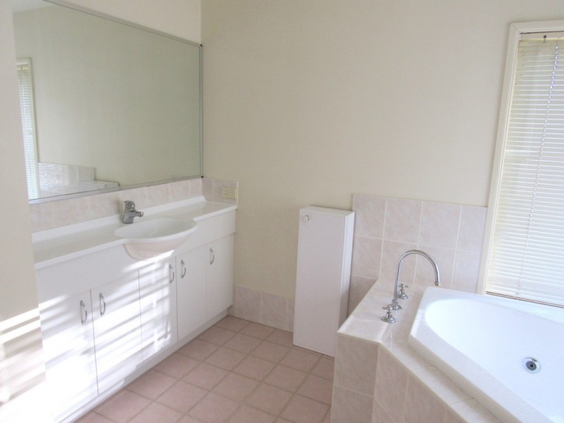 167 Brampton Drive, Beaumont Hills NSW 2155