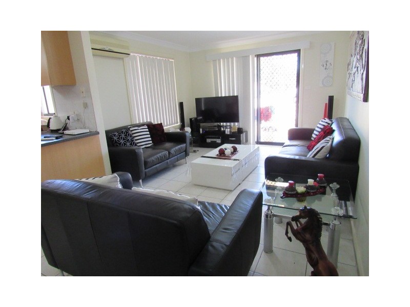 Fairfield West NSW 2165