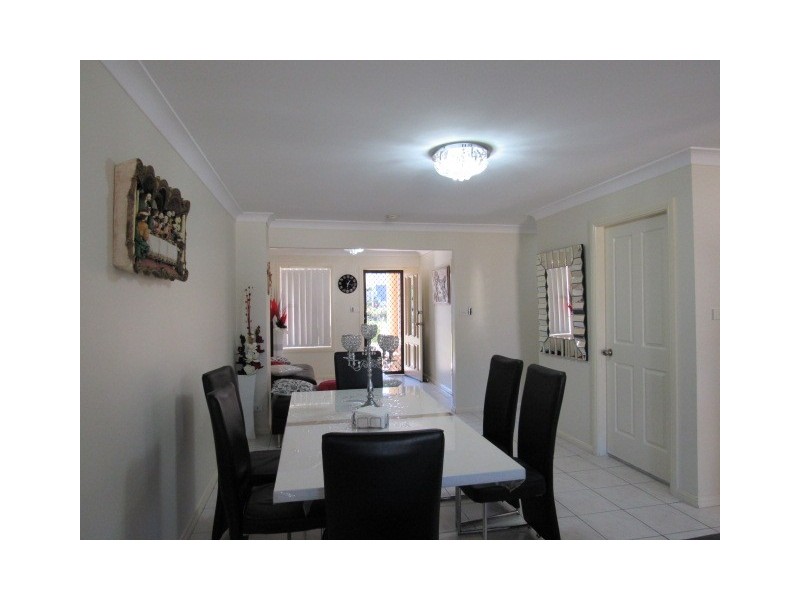 Fairfield West NSW 2165