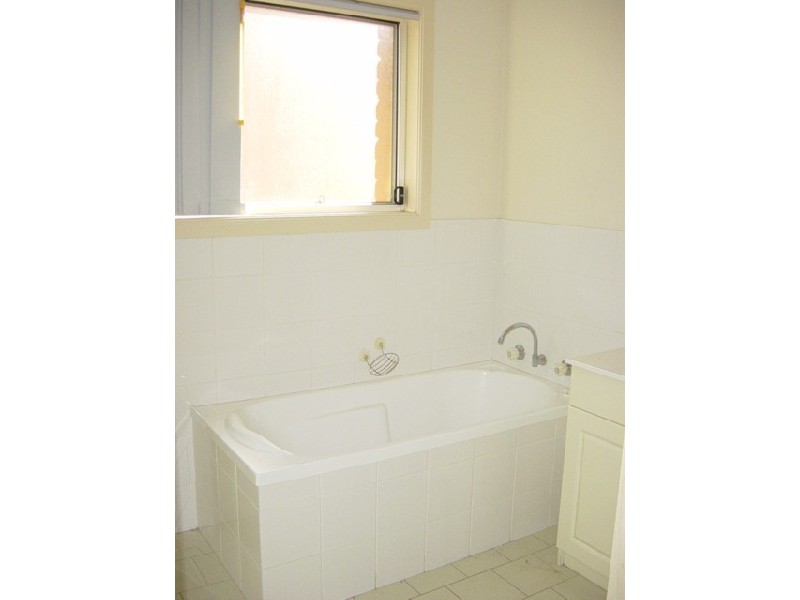 West Hoxton NSW 2171