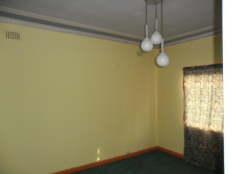 Fairfield East NSW 2165