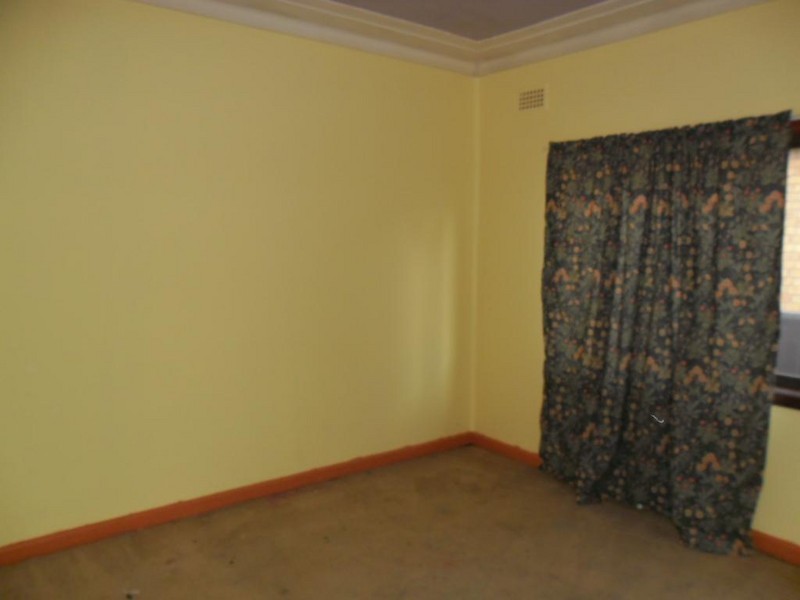 Fairfield East NSW 2165